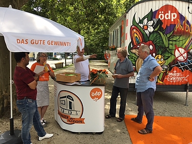 ÖDP-Wahlkampfmobil in Reutlingen