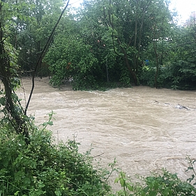 Hochwasser bei Gingen an der Fils